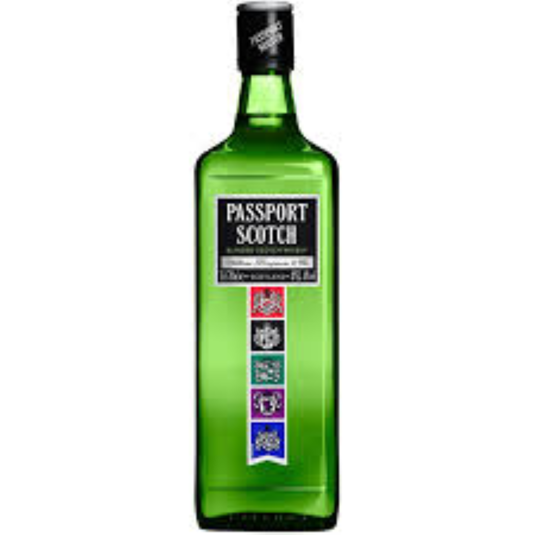 PASSPORT SCOTCH WHISKY 750ML